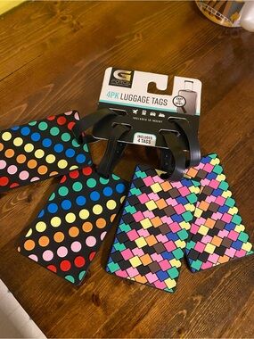 NEW 4 Pack of Colorful Luggage Tags
